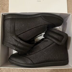 Maison Margiela Men’s Black Glitters Trainers